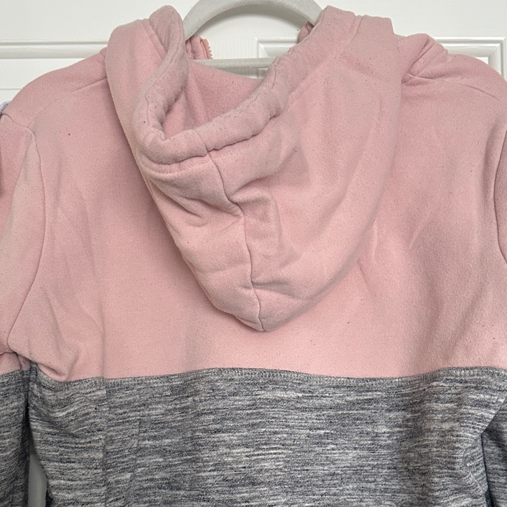 Stylish Women's Colorblock Hoodie Sweater - Picture 4 of 6